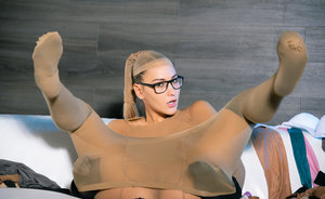 18 year girls lose their virginity while being double sexyed during a foursome